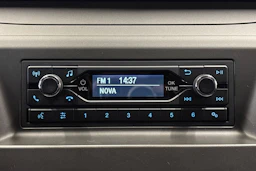 valkoinen Ford Transit Custom 2020 kuva 19.