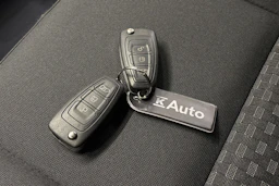 valkoinen Ford Transit Custom 2020 kuva 31.