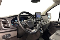 oranssi Ford Transit Custom 2021 kuva 6.