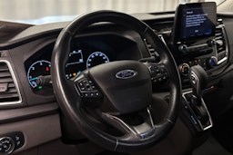 oranssi Ford Transit Custom 2021 kuva 19.
