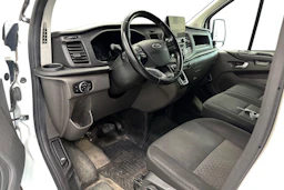 valkoinen Ford Transit Custom 2021 kuva 3.
