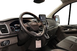 punainen Ford Transit Custom 2021 kuva 3.