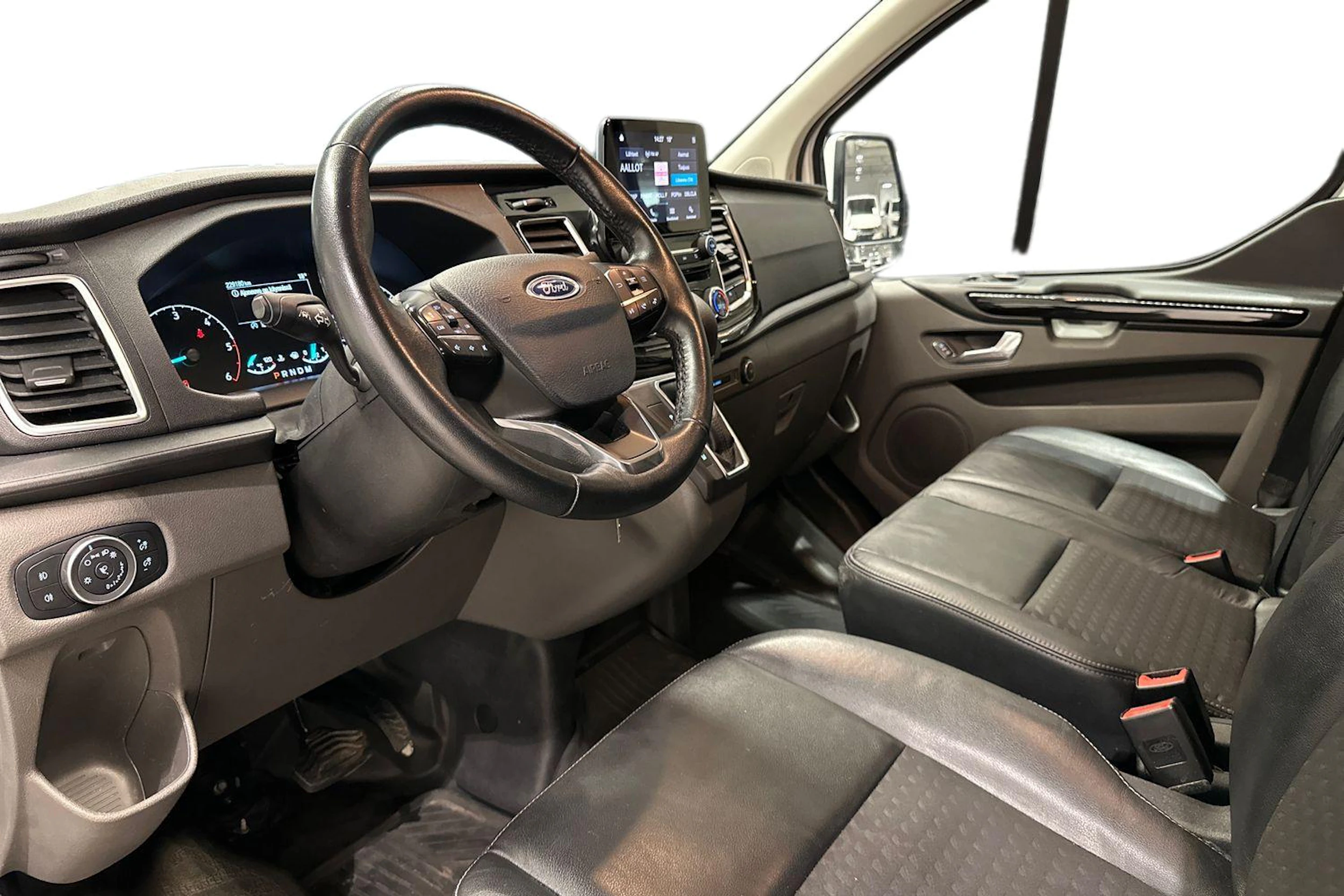 valkoinen Ford Transit Custom 2021 kuva 6.