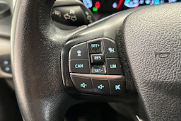 valkoinen Ford Transit Custom 2021 kuva 13.