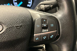 valkoinen Ford Transit Custom 2021 kuva 14.