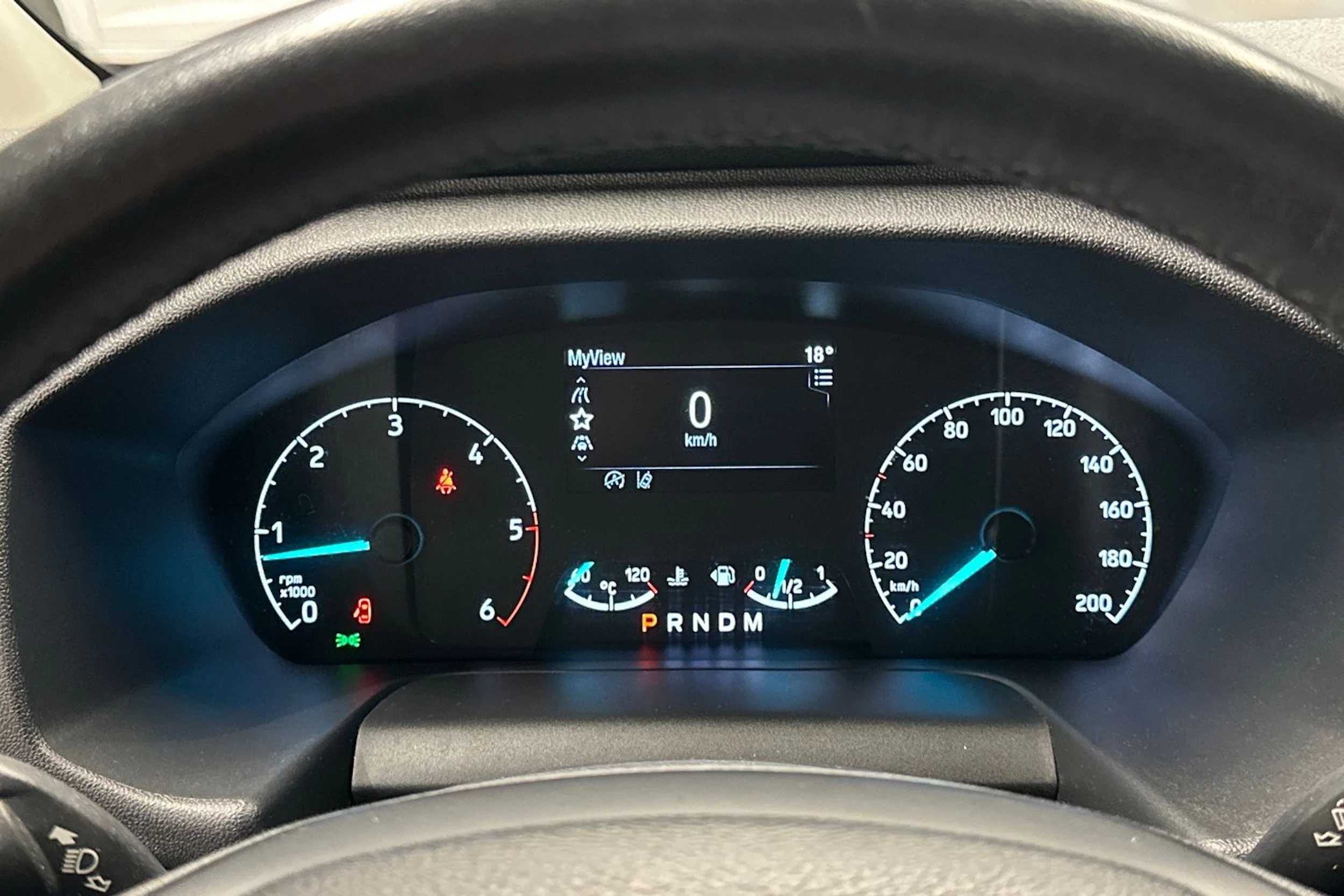 valkoinen Ford Transit Custom 2021 kuva 15.