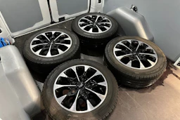 valkoinen Ford Transit Custom 2021 kuva 23.