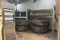 harmaa Ford Transit Custom 2021 kuva 19.