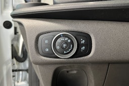 valkoinen Ford Transit Custom 2021 kuva 17.