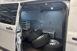 harmaa Ford Transit Custom 2021 kuva 21.