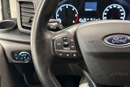 valkoinen Ford Transit Custom 2021 kuva 16.