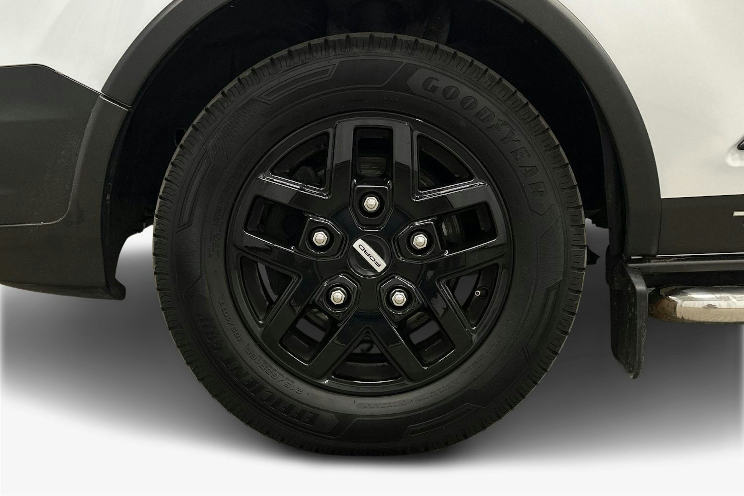 valkoinen Ford Transit Custom 2021 kuva 8.