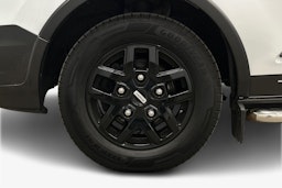 valkoinen Ford Transit Custom 2021 kuva 8.