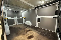 valkoinen Ford Transit Custom 2021 kuva 11.