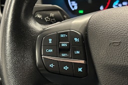 valkoinen Ford Transit Custom 2021 kuva 17.