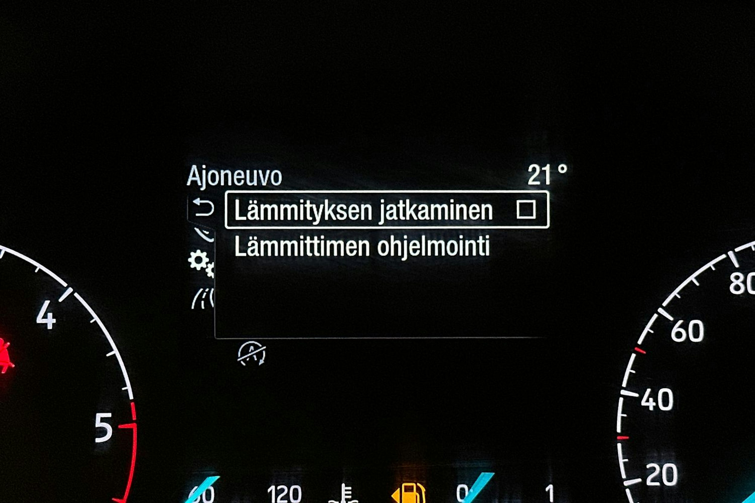 valkoinen Ford Transit Custom 2021 kuva 22.