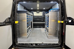 musta Ford Transit Custom 2021 kuva 25.
