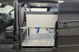 musta Ford Transit Custom 2021 kuva 28.