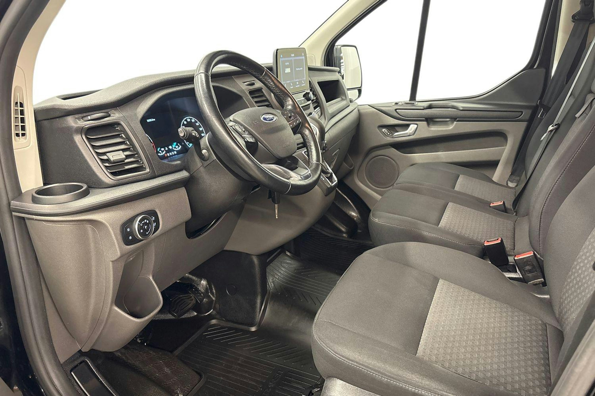 musta Ford Transit Custom 2021 kuva 7.