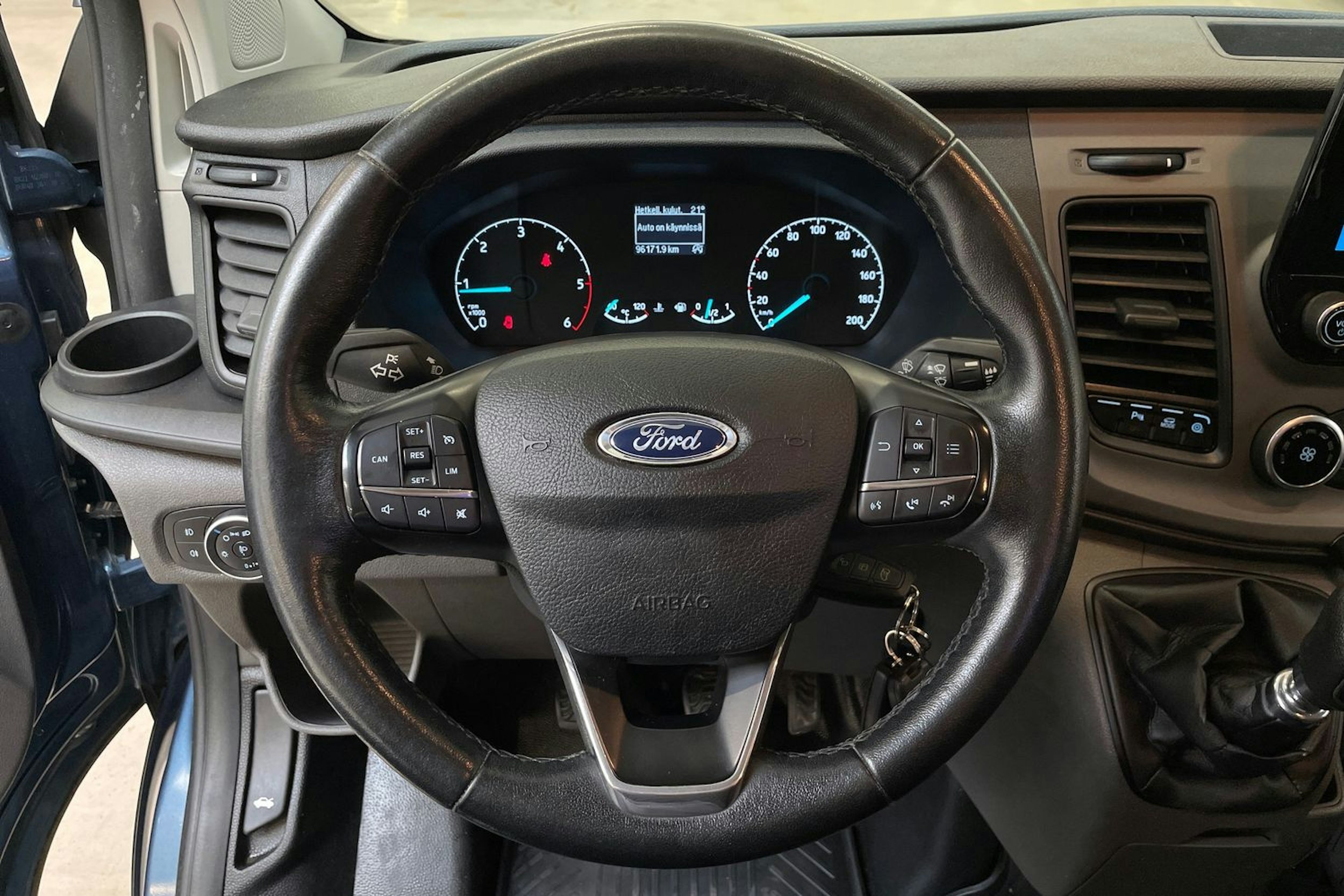 sininen Ford Transit Custom 2021 kuva 17.