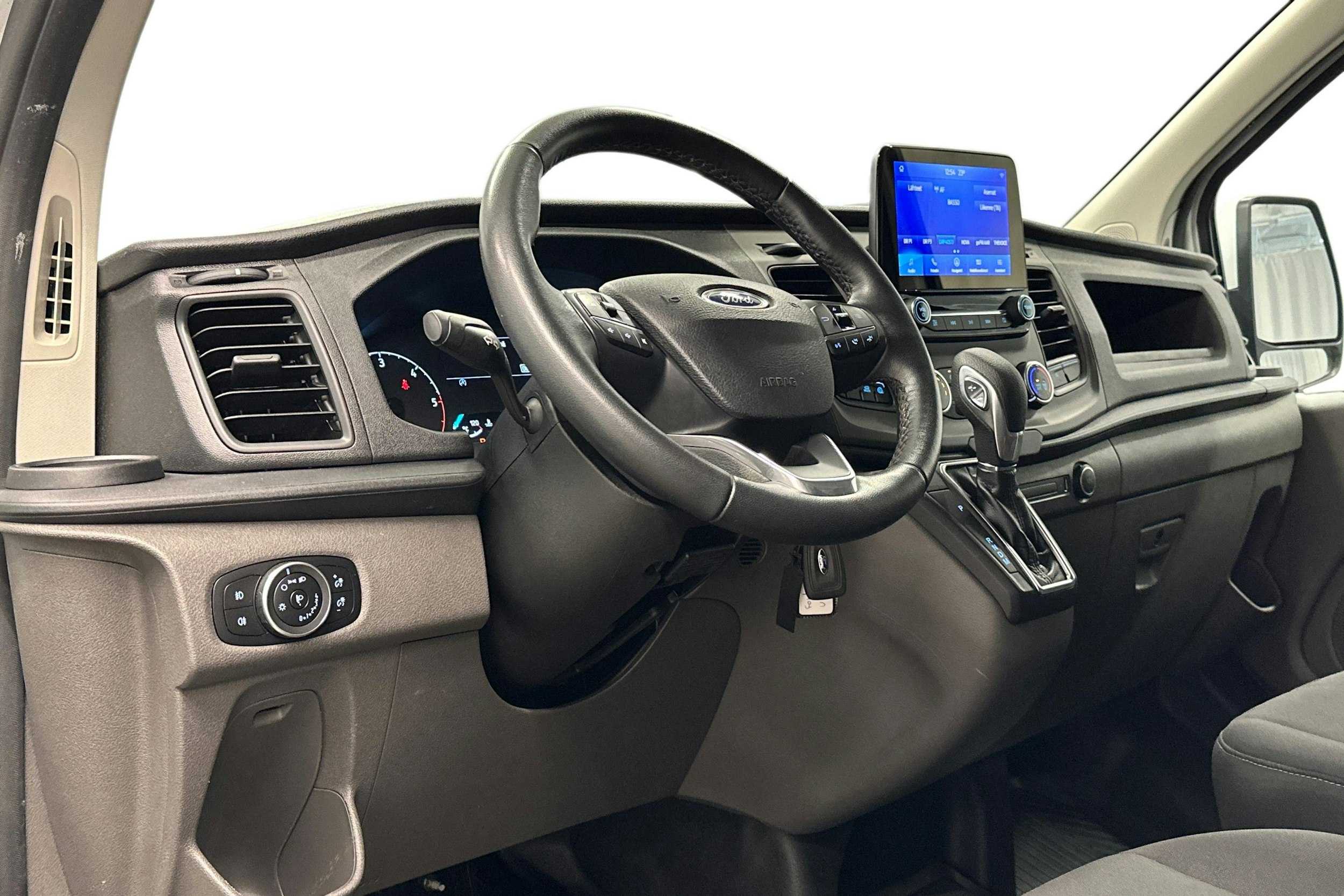valkoinen Ford Transit Custom 2021 kuva 6.
