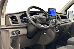 valkoinen Ford Transit Custom 2021 kuva 6.