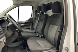 valkoinen Ford Transit Custom 2021 kuva 8.