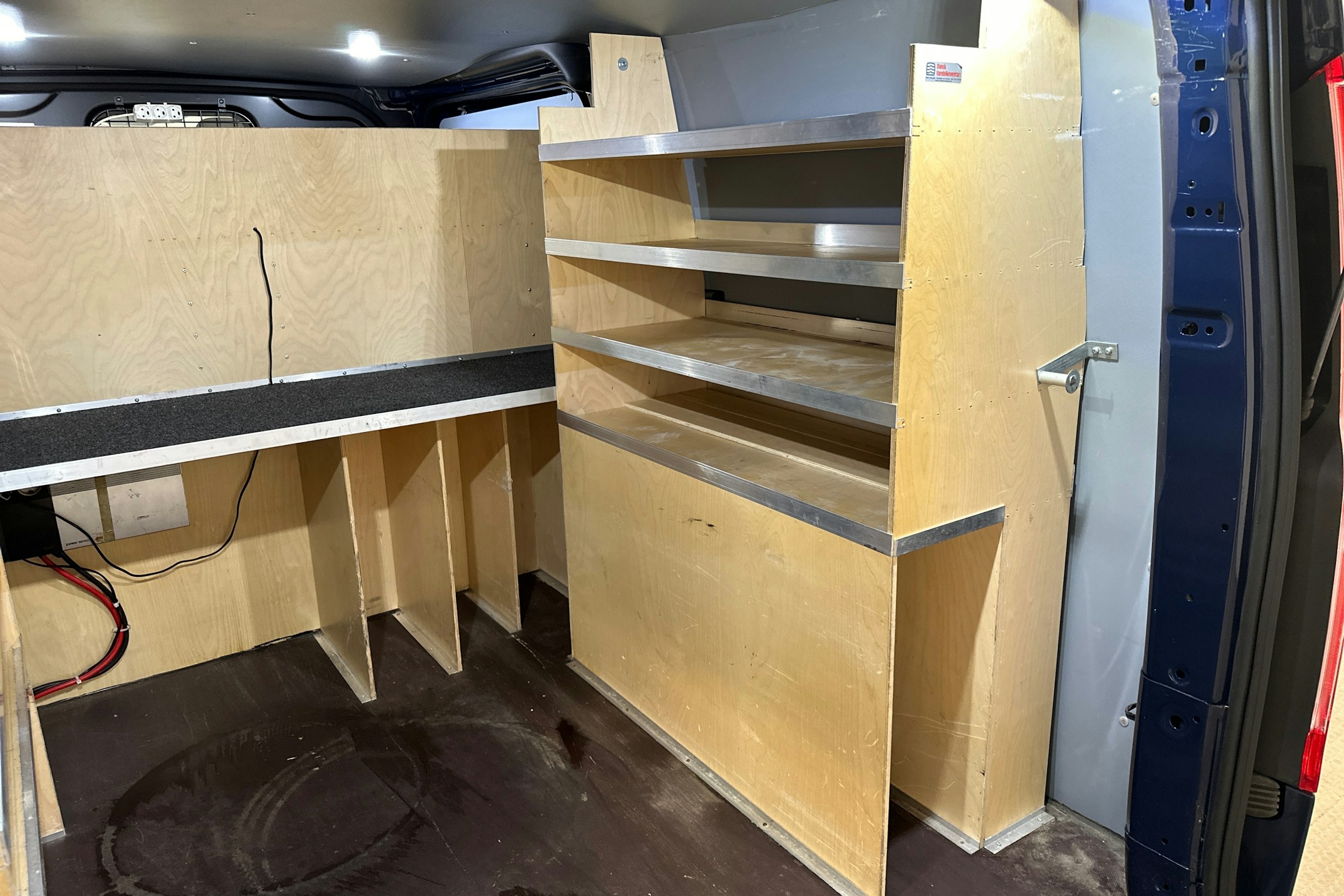 sininen Ford Transit Custom 2021 kuva 12.