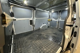 hopea Ford Transit Custom 2021 kuva 16.