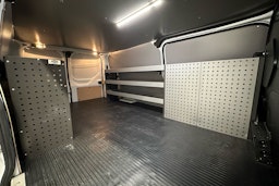 valkoinen Ford Transit Custom 2021 kuva 10.