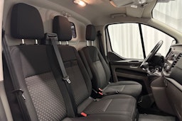 valkoinen Ford Transit Custom 2021 kuva 16.