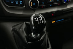 valkoinen Ford Transit Custom 2021 kuva 25.