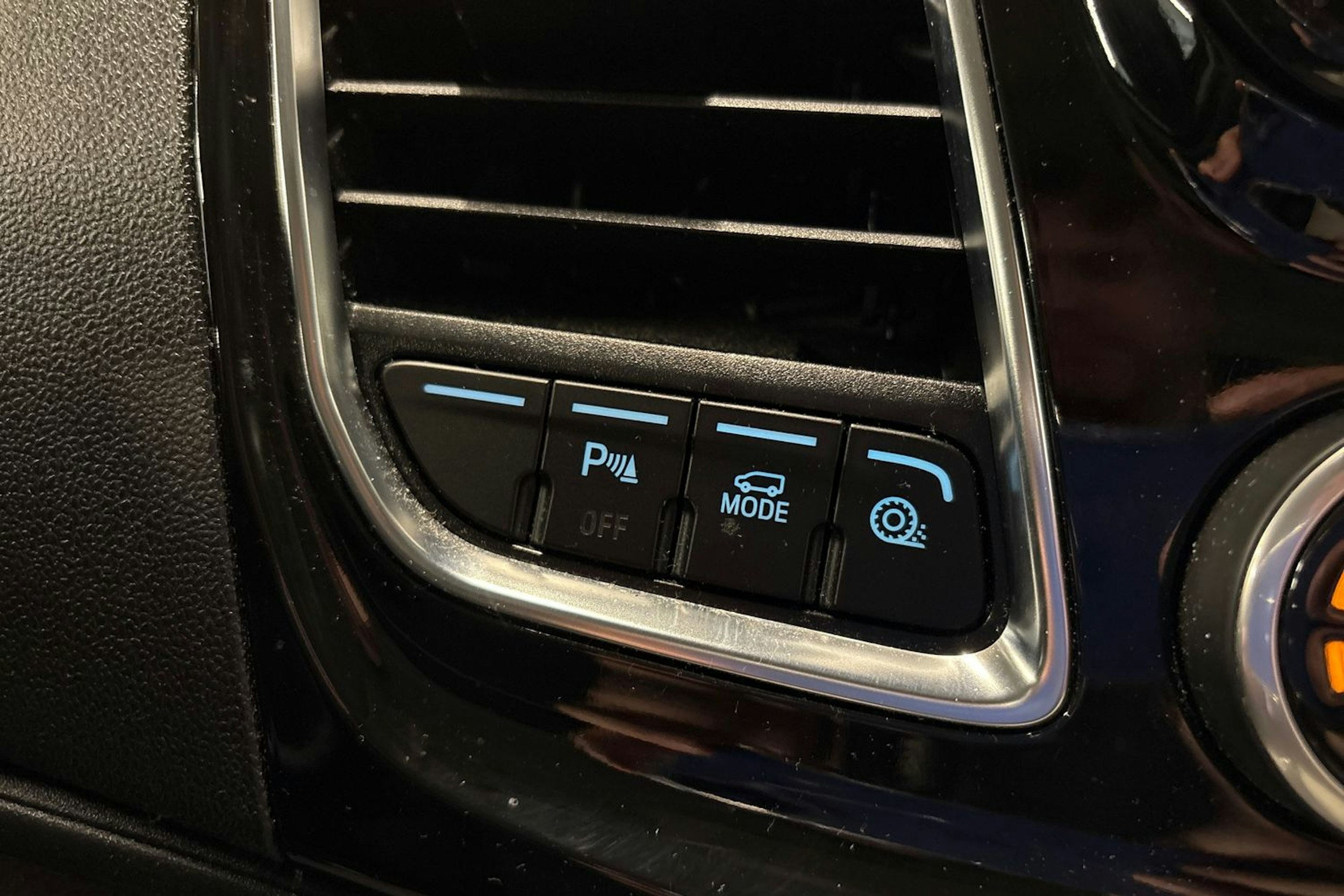 musta Ford Transit Custom 2021 kuva 20.