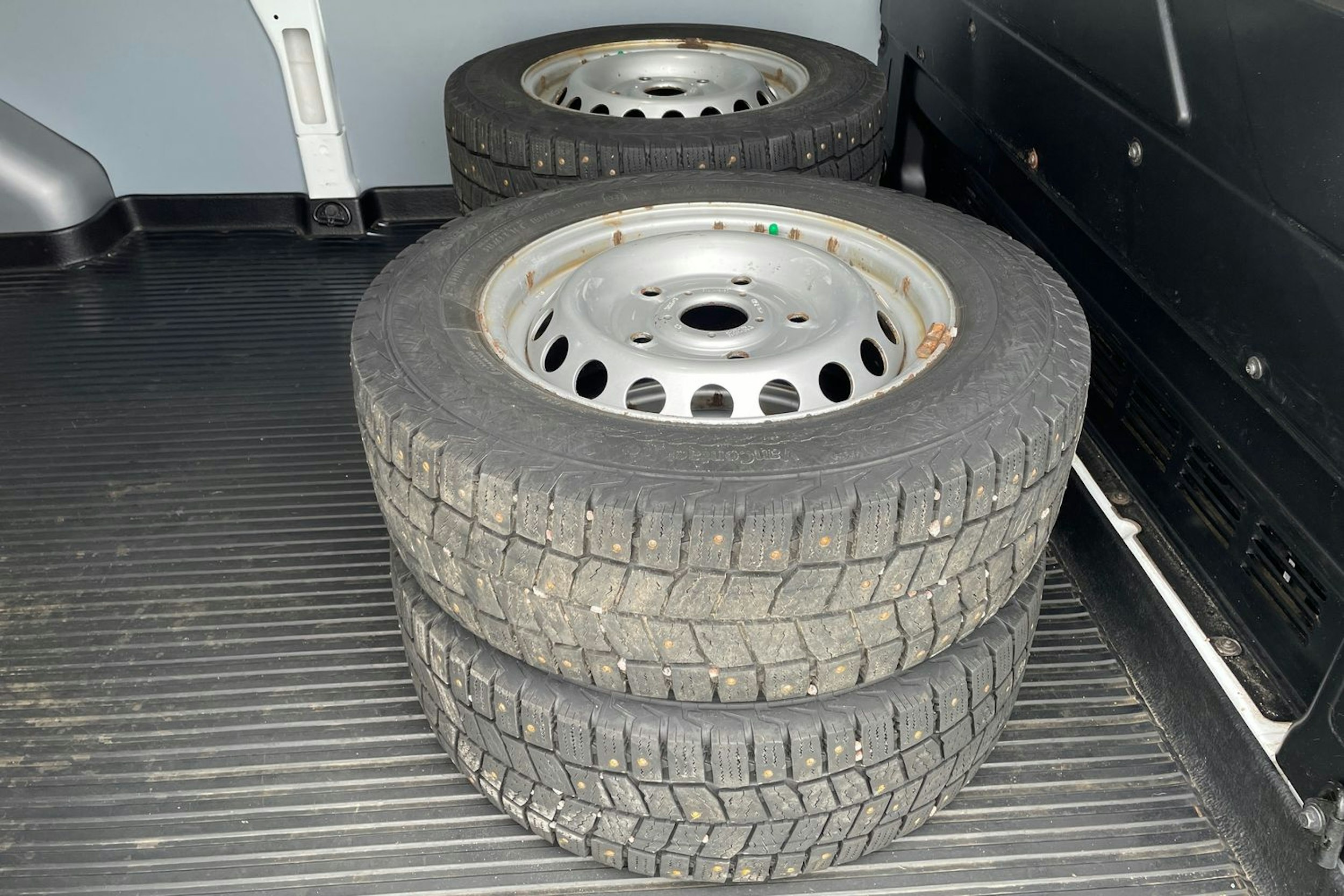 valkoinen Ford Transit Custom 2021 kuva 12.