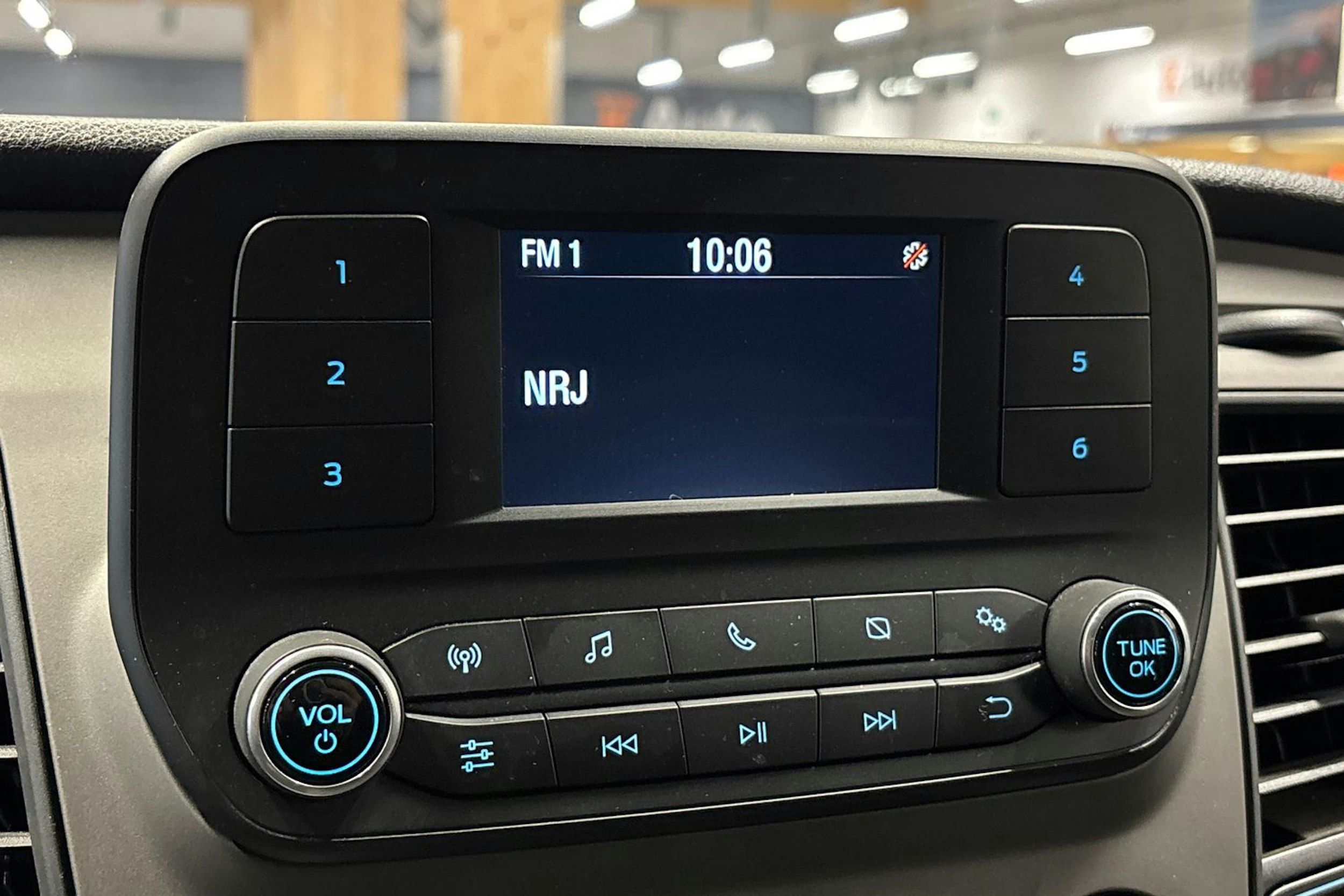 sininen Ford Transit Custom 2021 kuva 19.