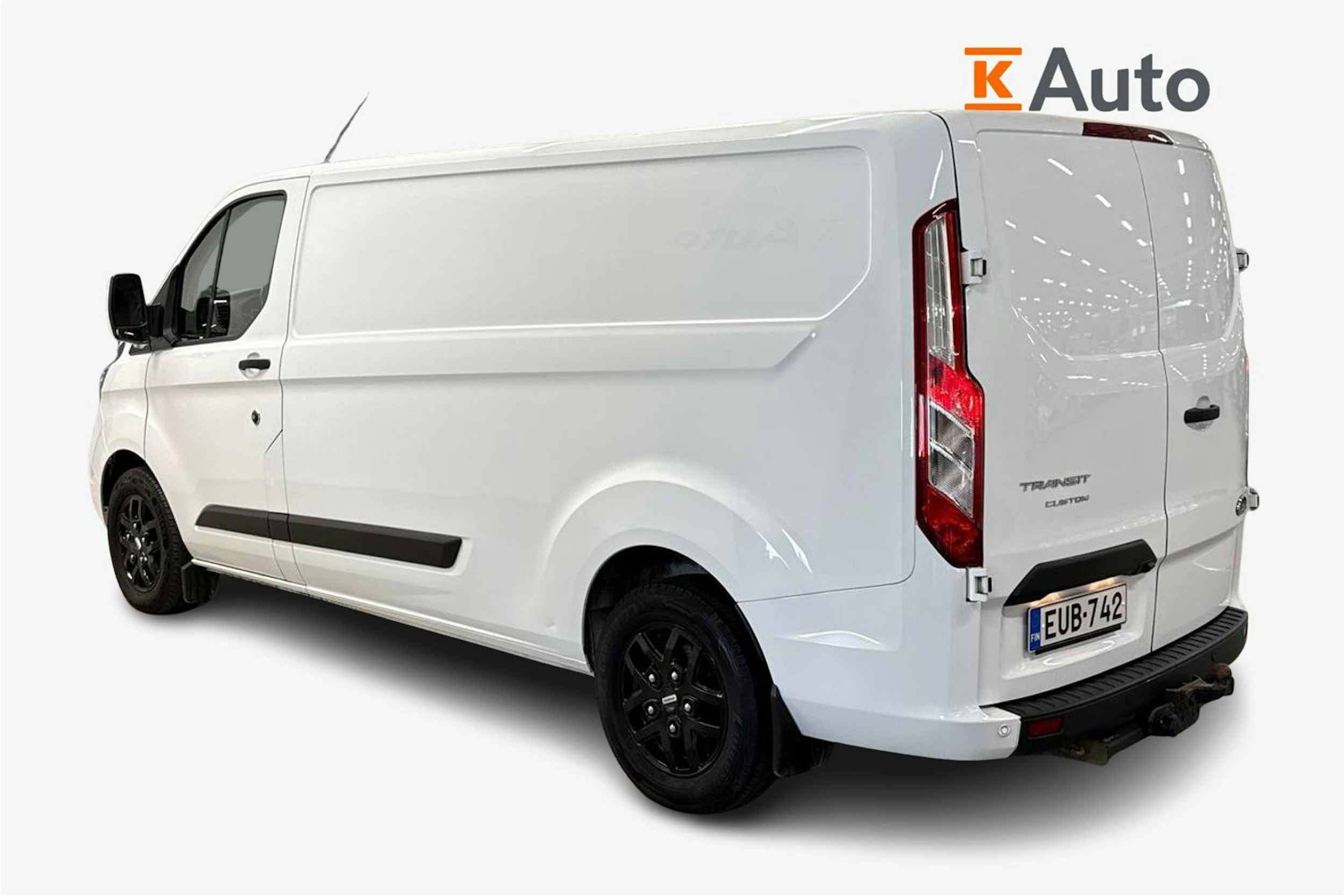 Valkoinen Ford Transit Custom 2022 kuva 6.