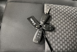 Valkoinen Ford Transit Custom 2022 kuva 26.