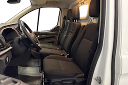 valkoinen Ford Transit Custom 2022 kuva 8.