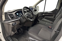 Valkoinen Ford Transit Custom 2022 kuva 6.