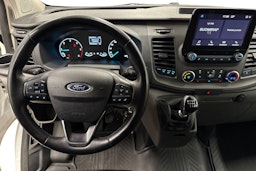 Valkoinen Ford Transit Custom 2022 kuva 7.