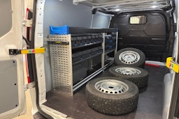 valkoinen Ford Transit Custom 2022 kuva 23.