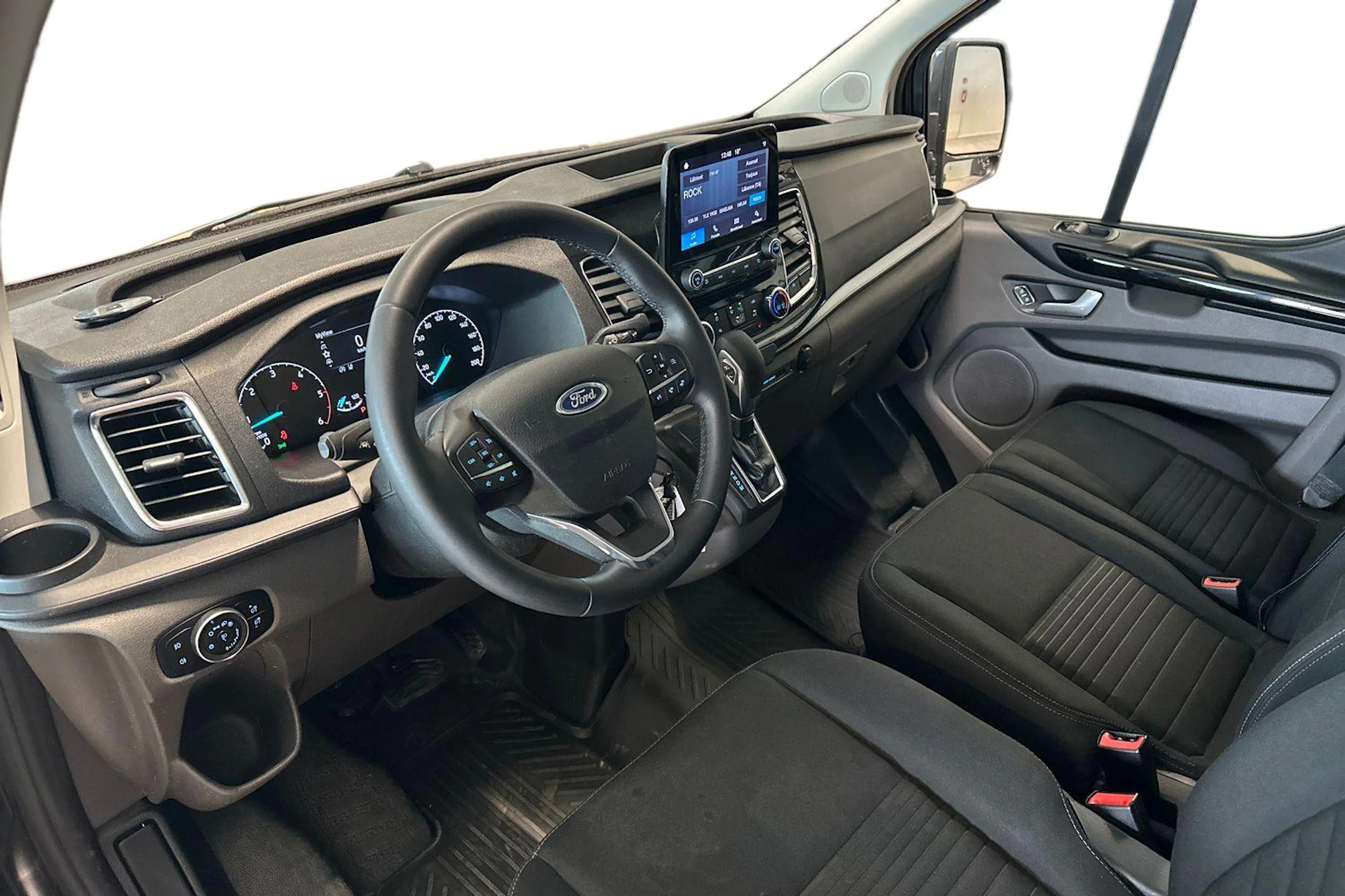 harmaa Ford Transit Custom 2022 kuva 3.