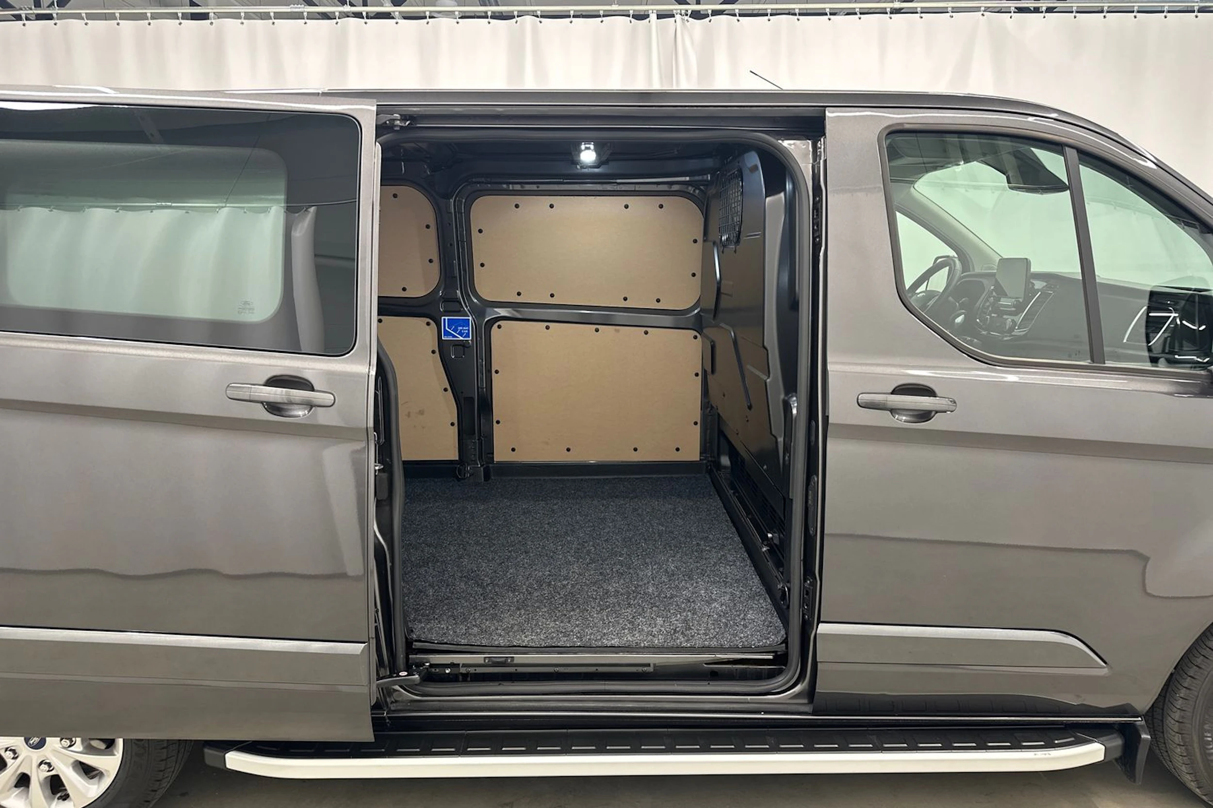 harmaa Ford Transit Custom 2022 kuva 24.