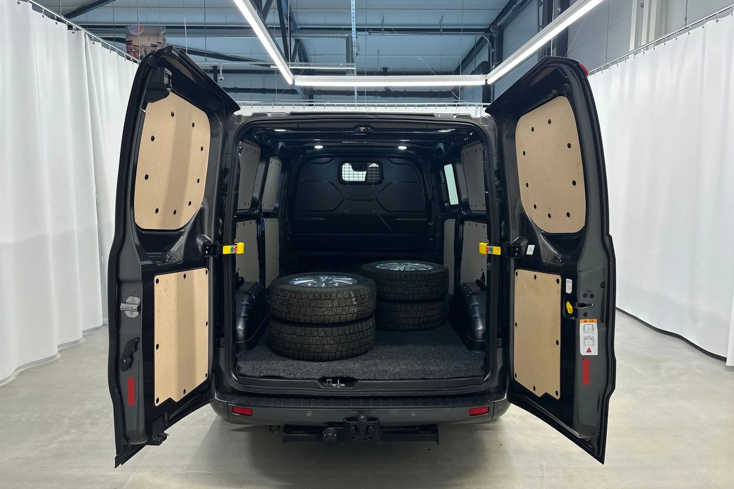 harmaa Ford Transit Custom 2022 kuva 27.