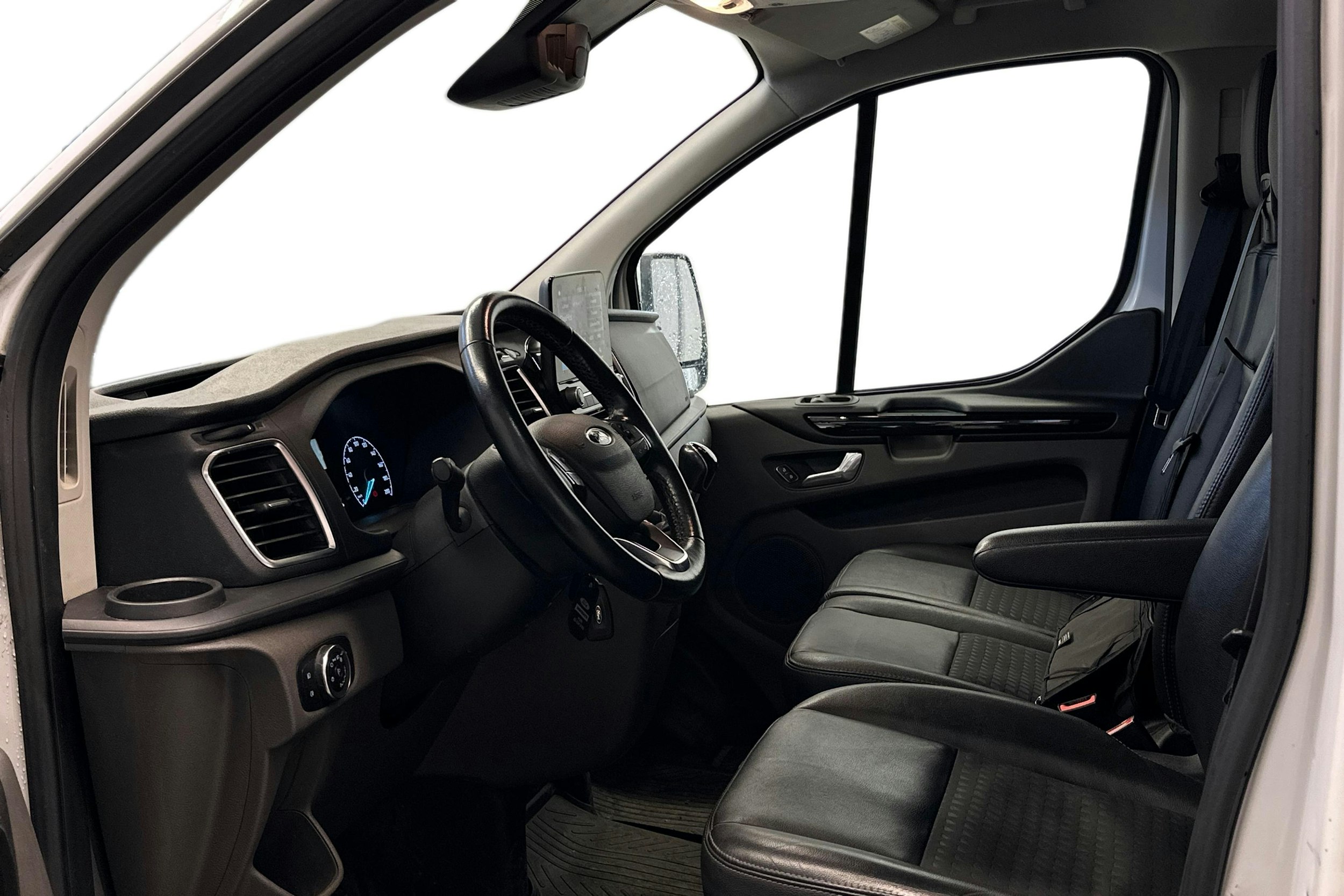 valkoinen Ford Transit Custom 2022 kuva 3.