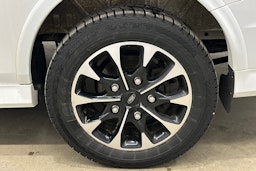 valkoinen Ford Transit Custom 2022 kuva 26.