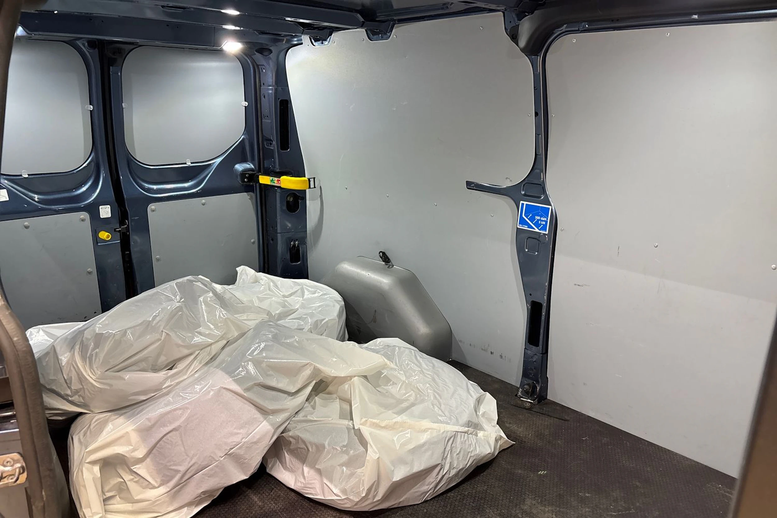 sininen Ford Transit Custom 2023 kuva 25.