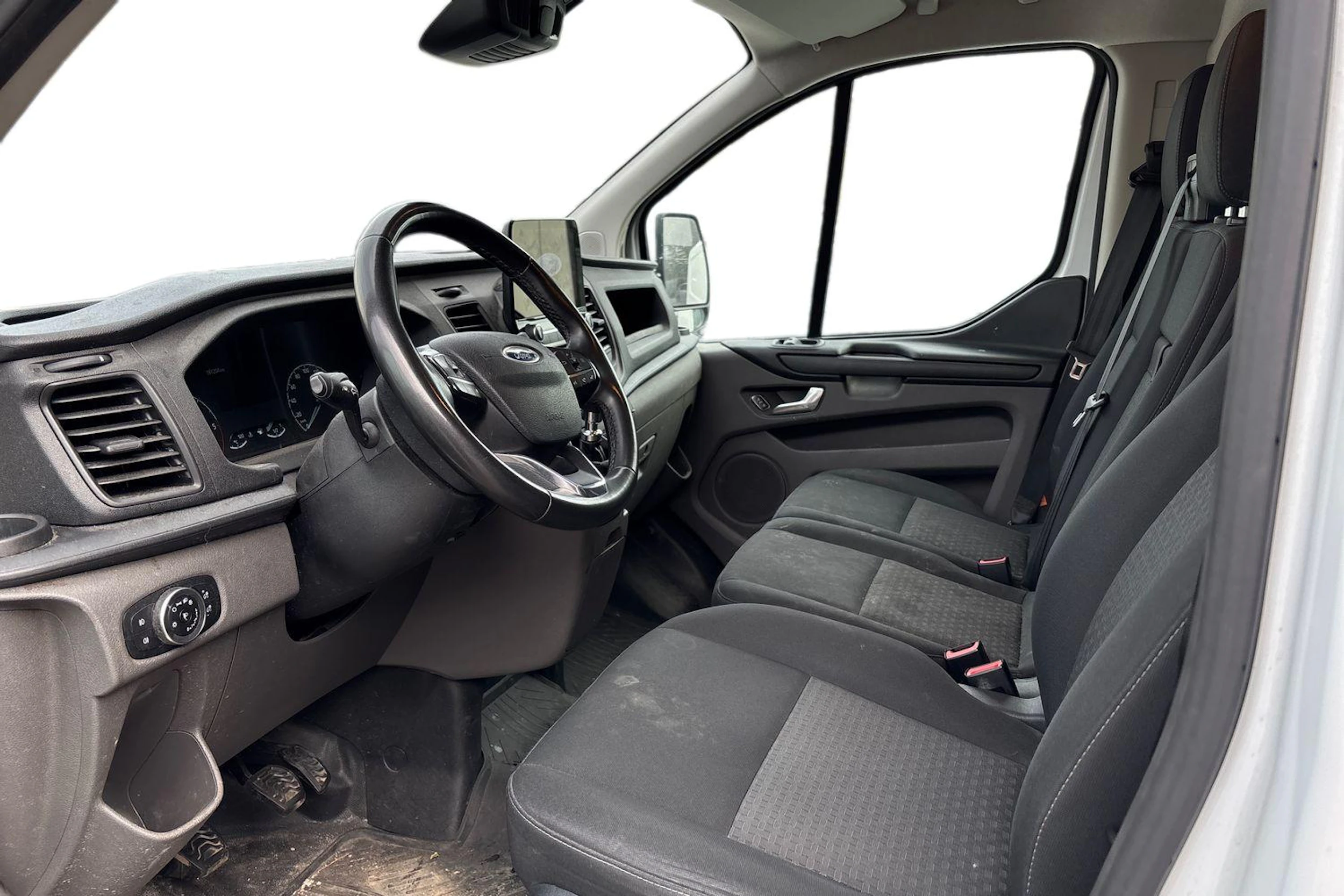 valkoinen Ford Transit Custom 2023 kuva 3.