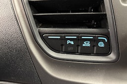 Valkoinen Ford Transit Custom 2023 kuva 17.