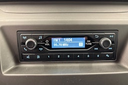 Valkoinen Ford Transit Custom 2023 kuva 19.